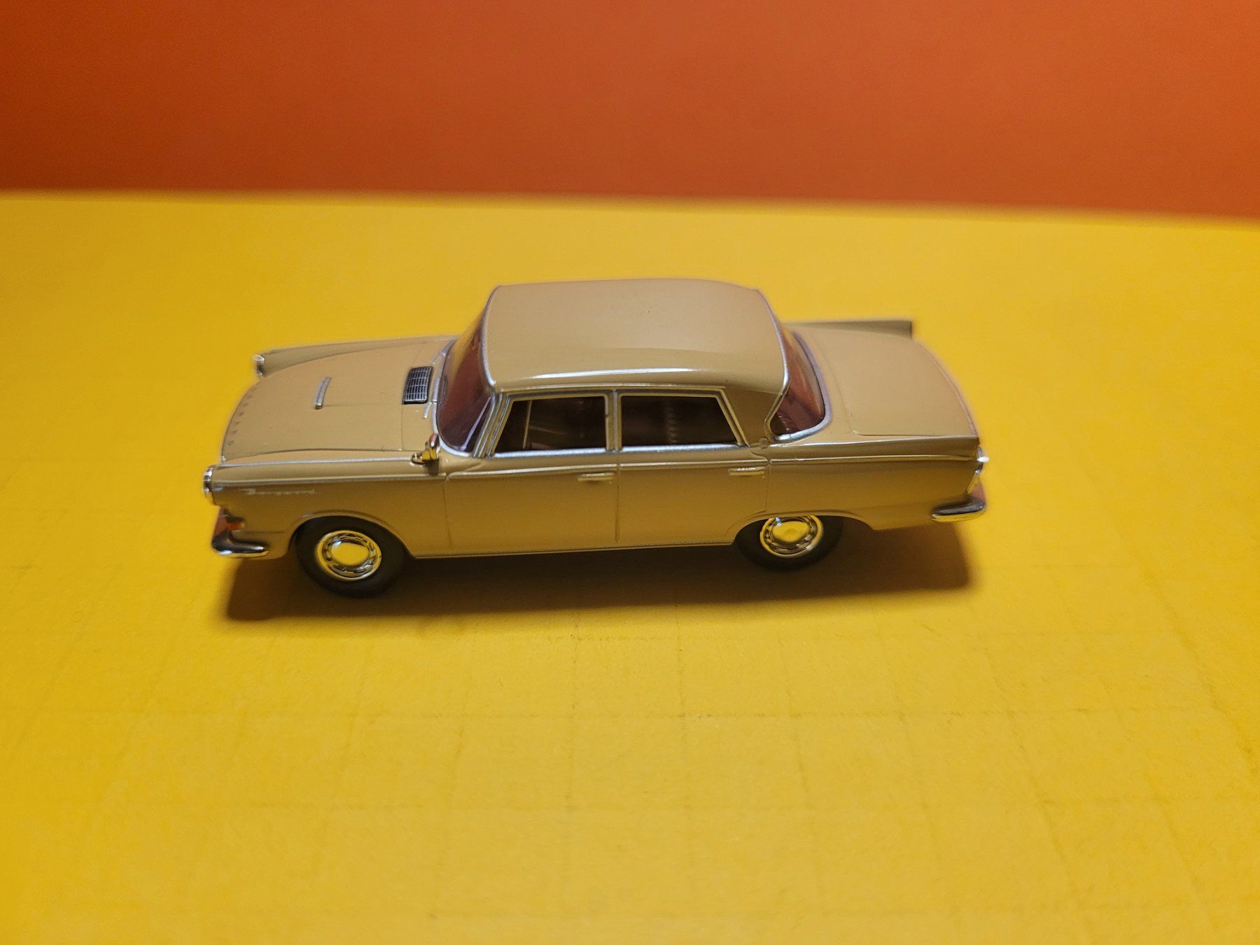 Brekina Modellini d'auto: Borgward P100 beige - Brekina 1:87 – Nuovo (secondo la descrizione) da Domdidier venduto da Bimbo57 5