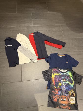 Jungen Kleiderpaket Gr. 122/128, Top Zustand auch Marken
