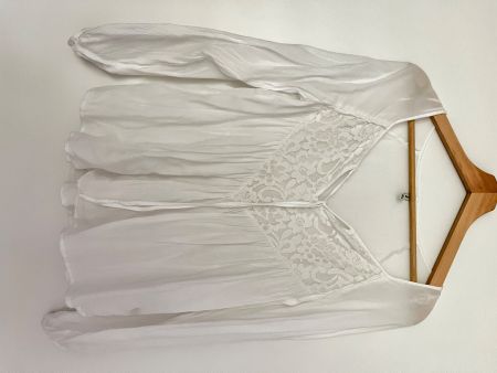 Damen Bluse weiss mit Spitze Grösse S gebrauchter Zustand