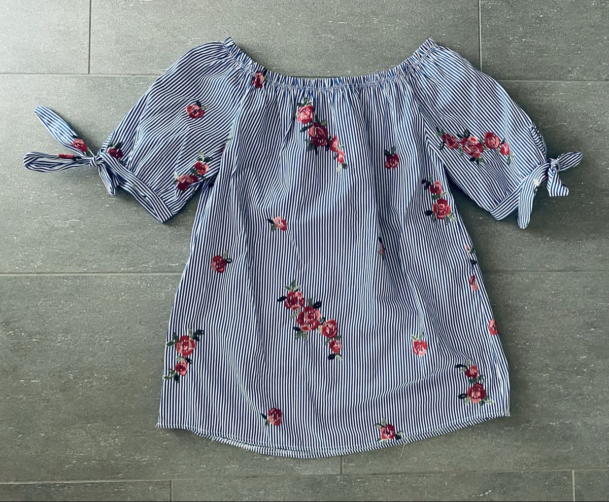 Zara Camicette: Schöne Bluse ZARA Grösse M – Usato da Malters venduto da Kuettel1 1