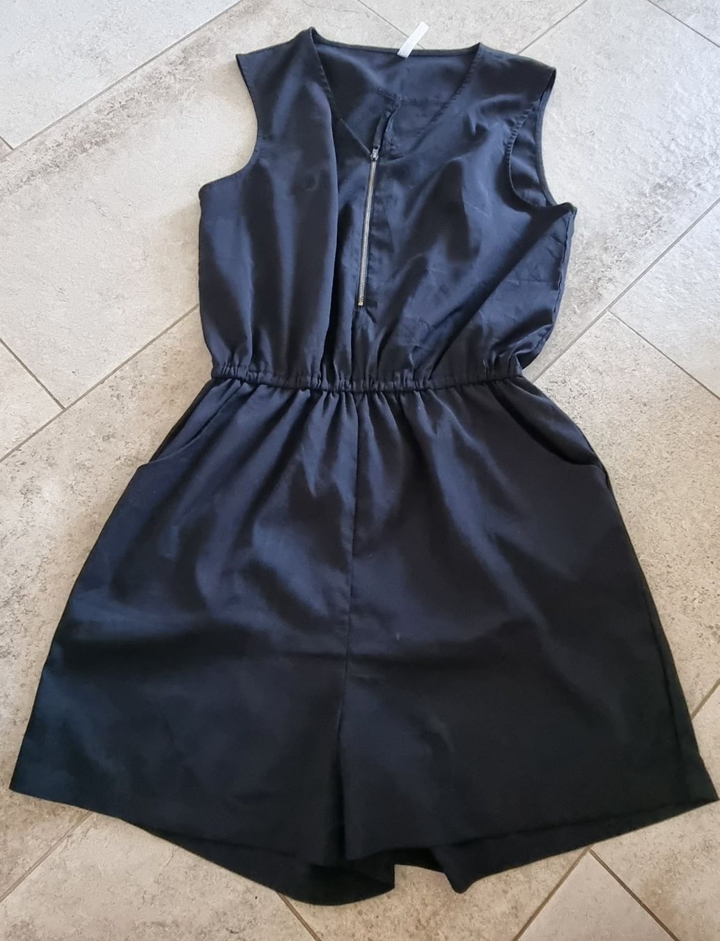 Lots de vêtements: Kleiderpaket gr.S – D'occasion à Grossdietwil par GNOM313 1