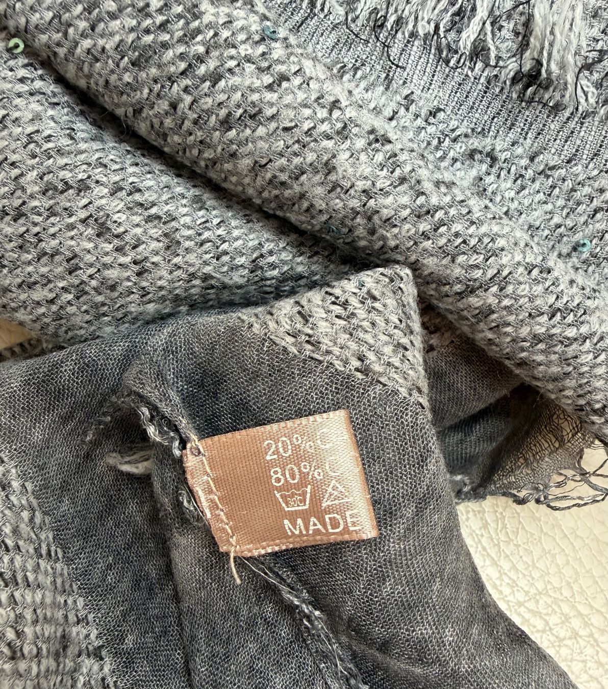 Foulard & Sciarpe: Baumwolle / Kaschmir Schal – Usato da Unterägeri venduto da Jutka_04 5
