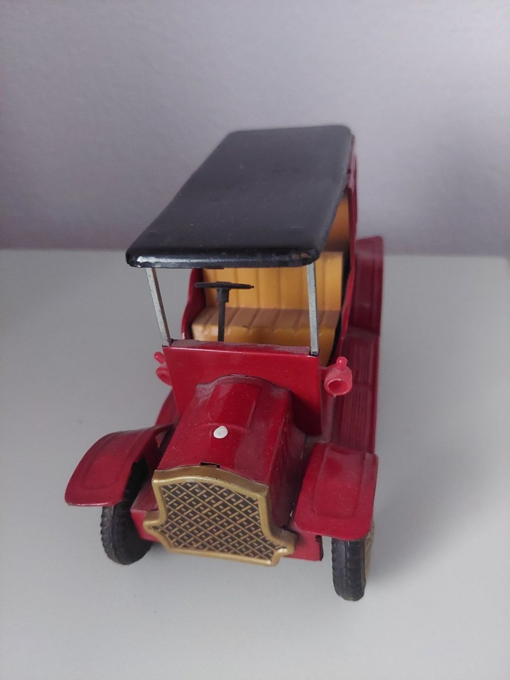 Modellini d'auto: Antikes Blechspielzeugauto, Oldtimer, Sammlerauto – Usato da Wil SG venduto da ram_c5j2