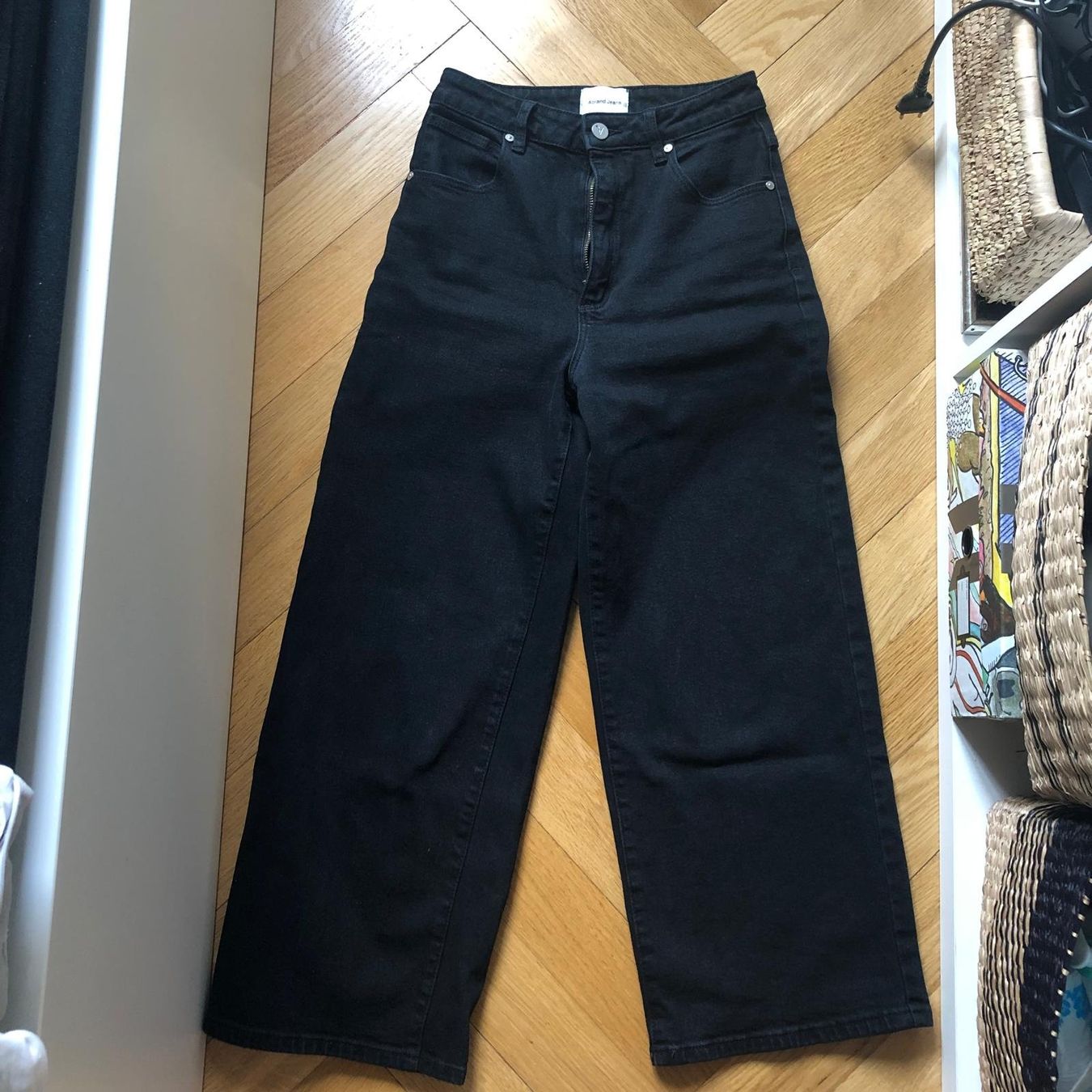 Jeans: High waisted straight cropped jeans – Usato da Lausanne venduto da cadeha