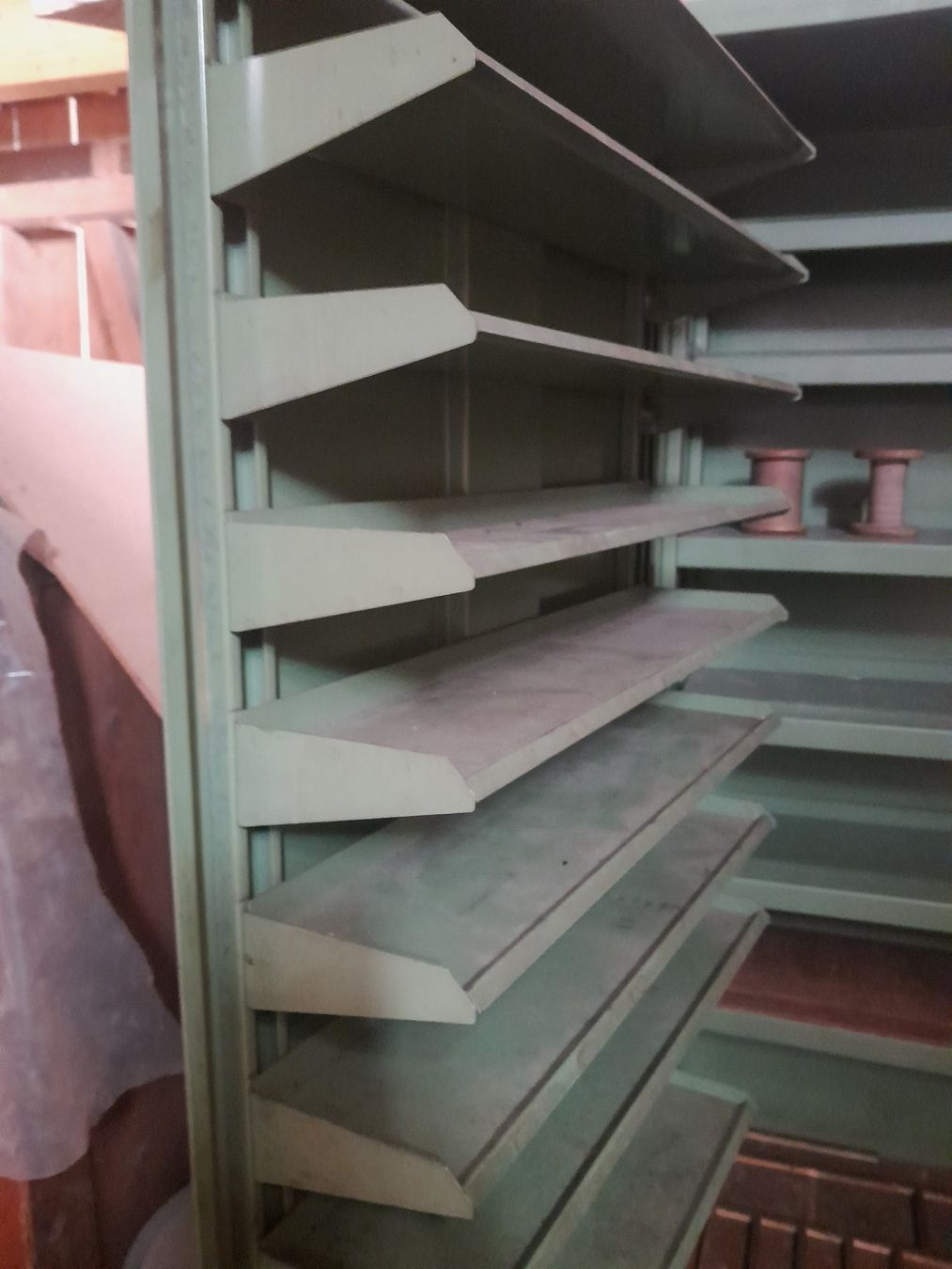 Armadi: Metallschrank spezial – Usato da Stadel venduto da Nwt 2