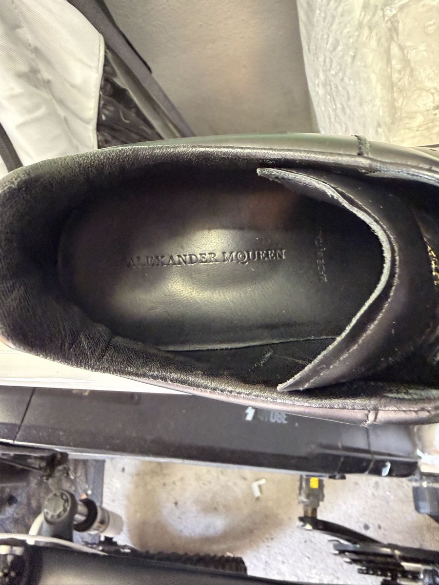 Alexander Mcqueen Chaussures hommes: Alexander McQUEEN Sneakers schwarz 39 – D'occasion à Triesenberg par dom_hd56 4