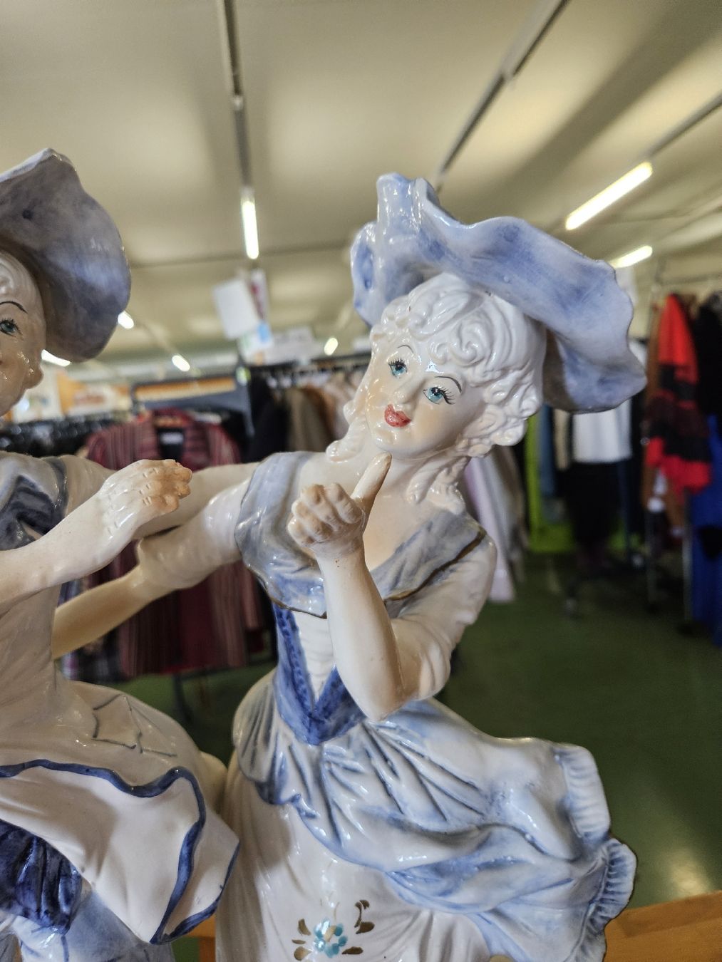 Figurines: Junges Paar Statue 60cm hoch – D'occasion à Pratteln par Cartonsducoeur_bl 2