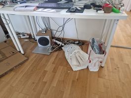 Schreibtisch L140.5 H73 T60.5 bis 20Juli Verkauf Umzug!