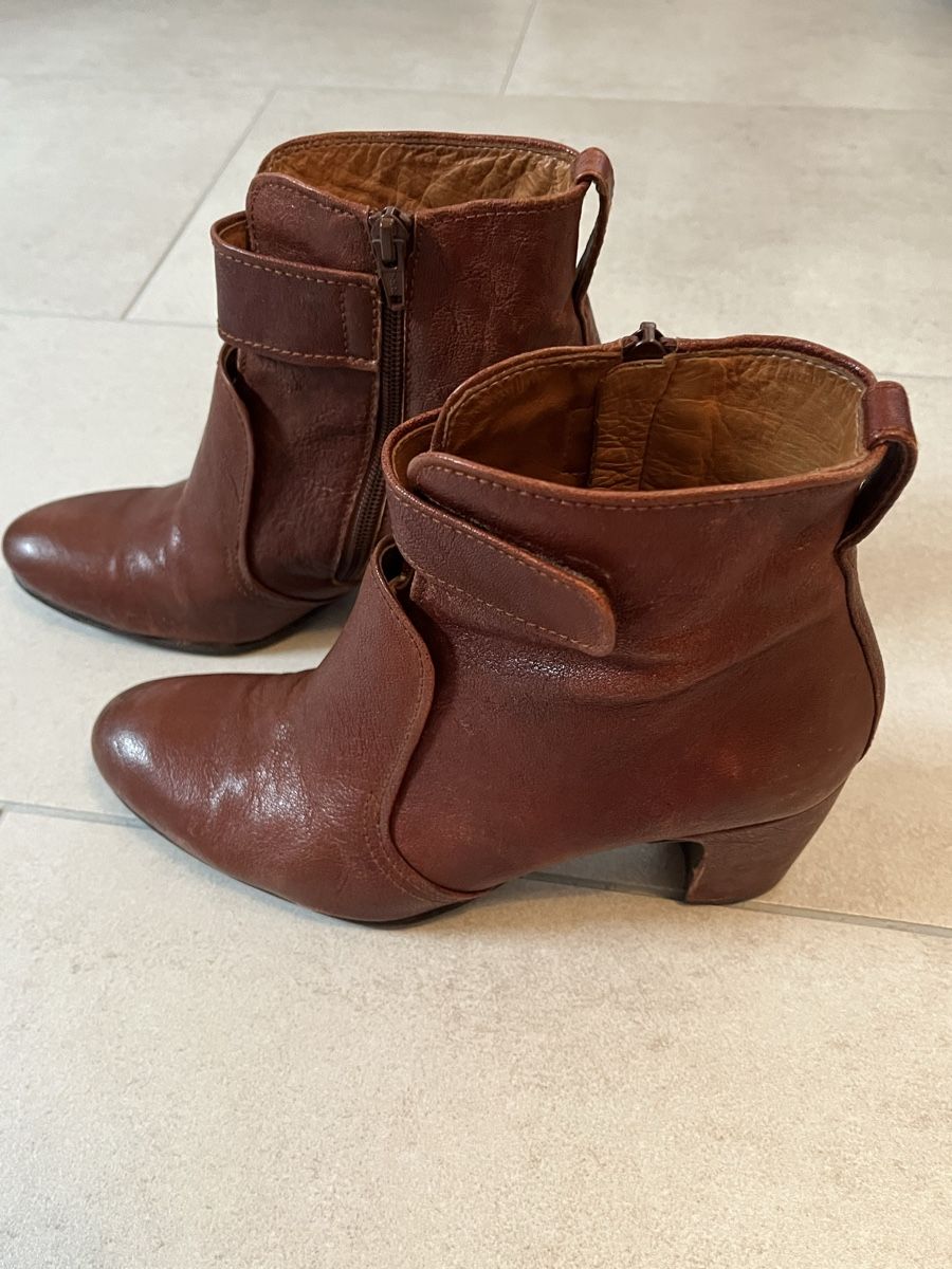 Scarpe da donna: Chie Mihara Stiefelette – Usato da Nänikon venduto da aoe_22fy 1