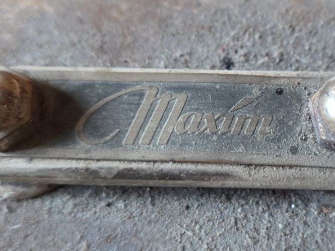 Ferri da stiro: antikes Bügeleisen massiv MAXIM – Usato da Walterswil BE venduto da Lonitti 6