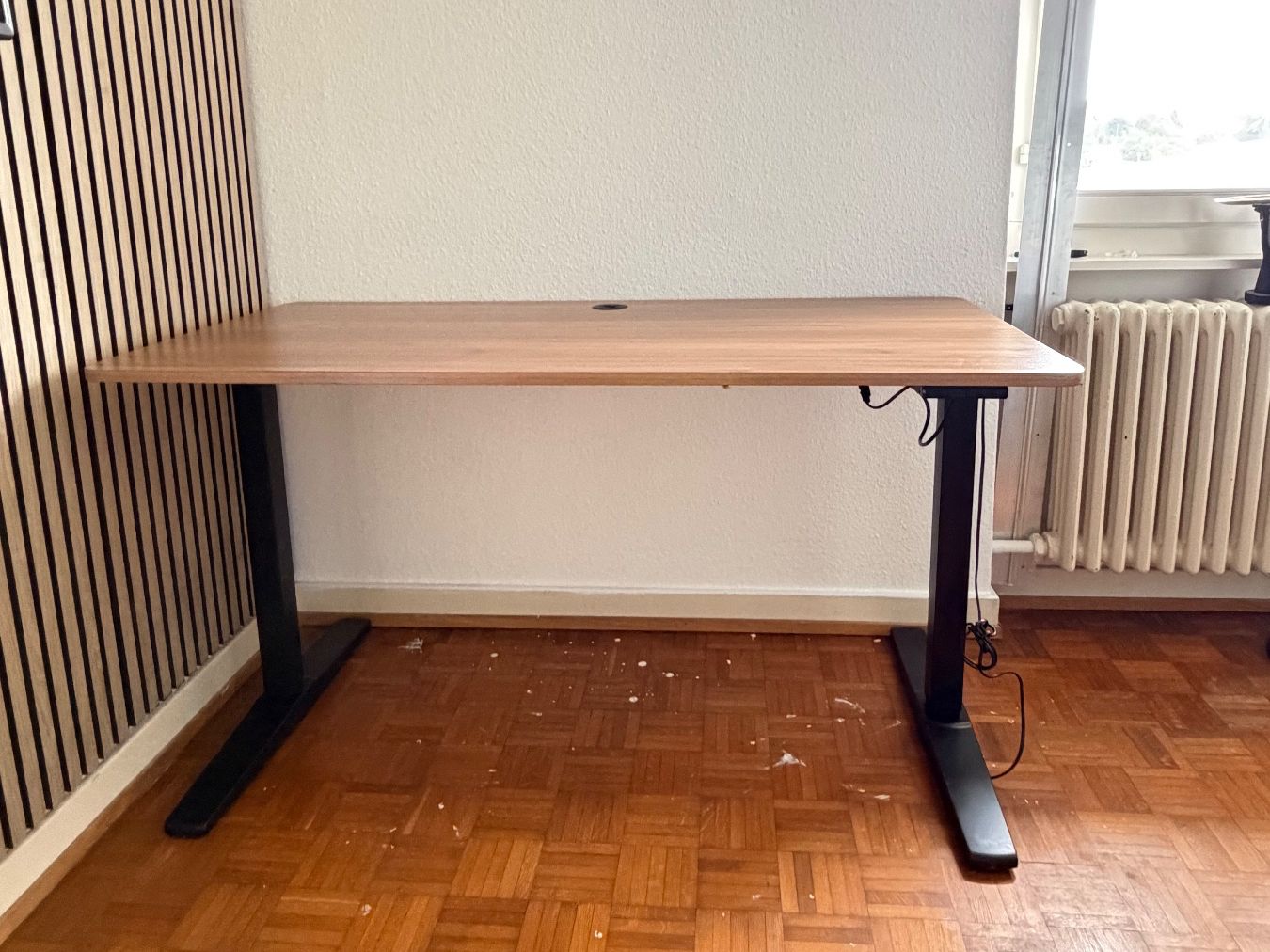 Scrivanie: Bureau électrique bois hauteur réglable – Usato da Romont FR venduto da baby_ray17 1