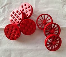Lego Eisenbahn Räder Konvolut,  7 Stk. gebraucht,   rot!