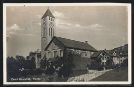 Zürich-Oberstrass, Blick auf die Kirche