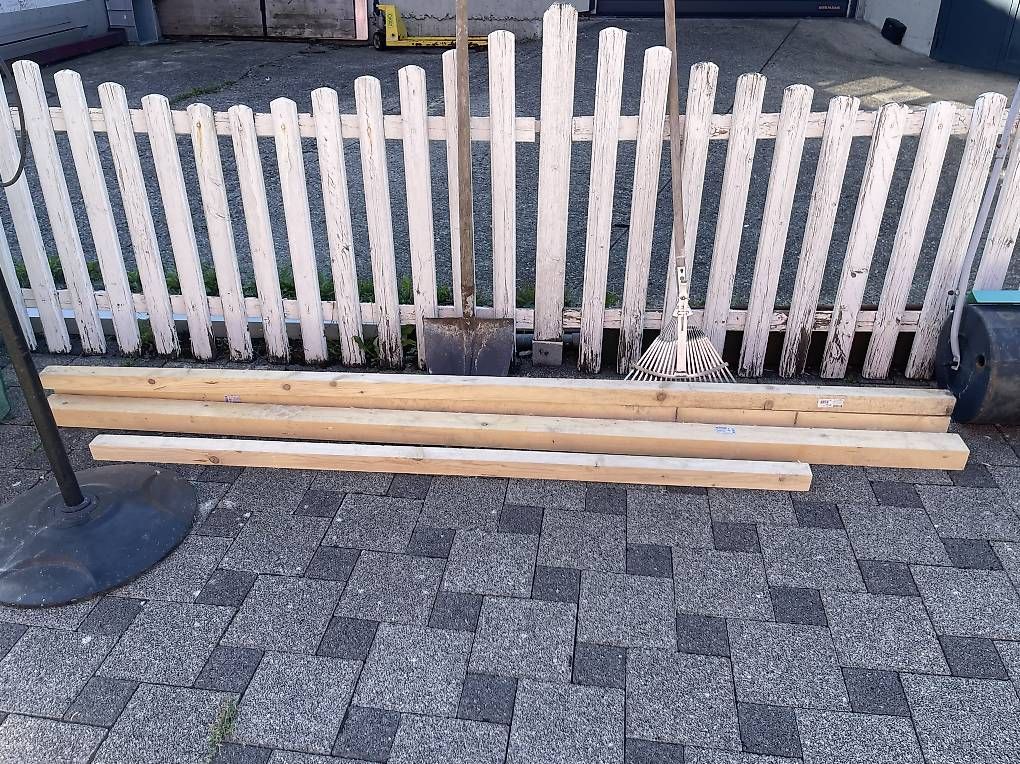 Articoli in legno: Holzbohlen neu  – Nuovo e nell'imballaggio originale da Lütisburg Station venduto da ilo_w8vk