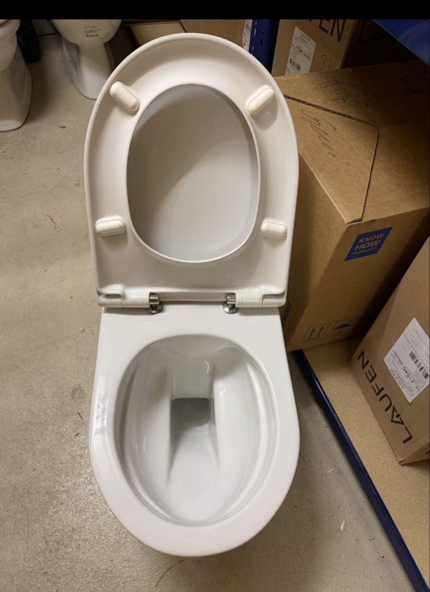 Laufen WC: wand wc laufen up – Usato da sargans venduto da arbon- 1