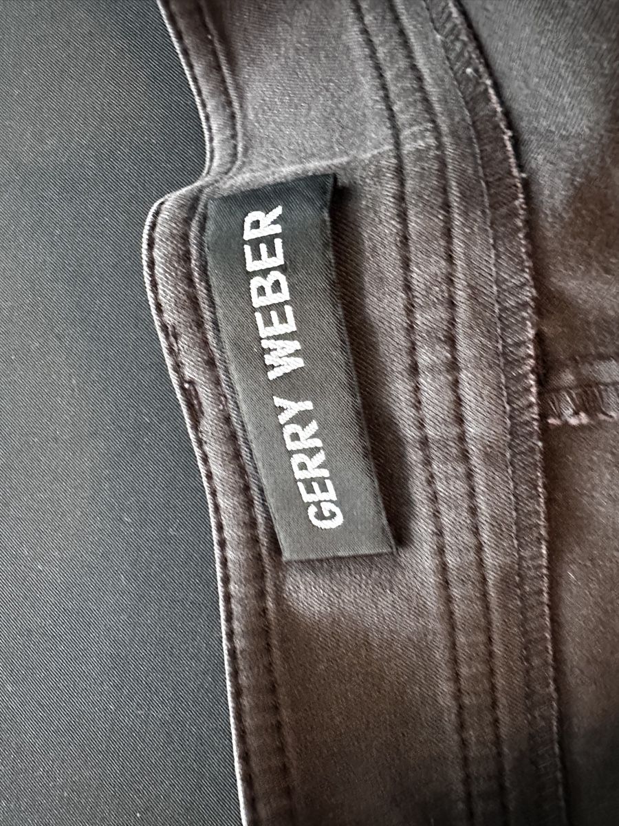Gerry Weber Pantaloni: Schwarze Gerry Weber SlimStyle Hose Gr. 40 – Usato da Buchs SG venduto da Sunie 3