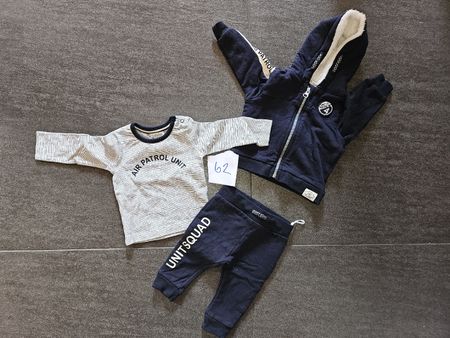 Kleiderpaket Baby 62