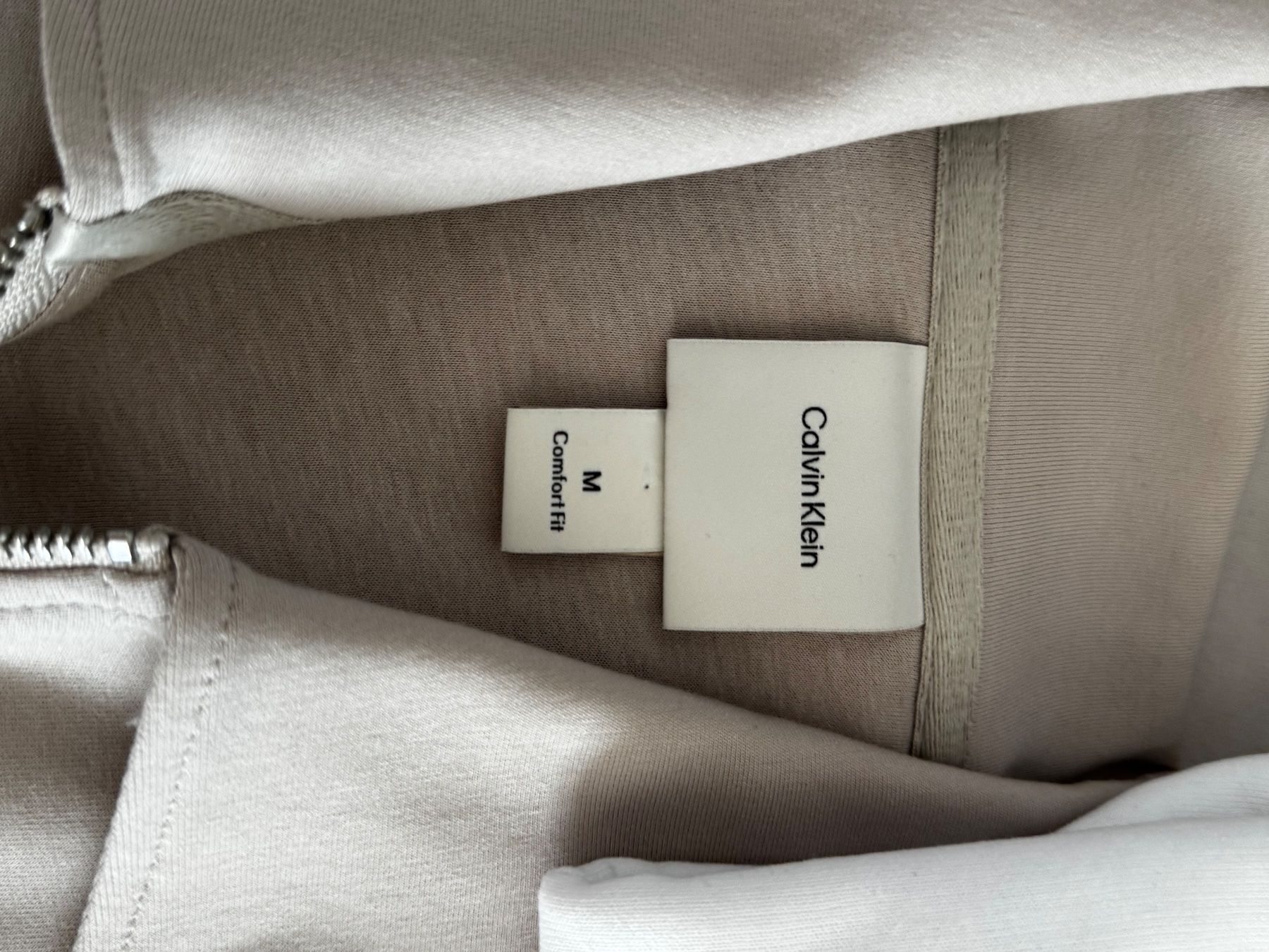 Kleiderpakete: Pullover und Jacken – Gebraucht aus Altishofen von N.97 1