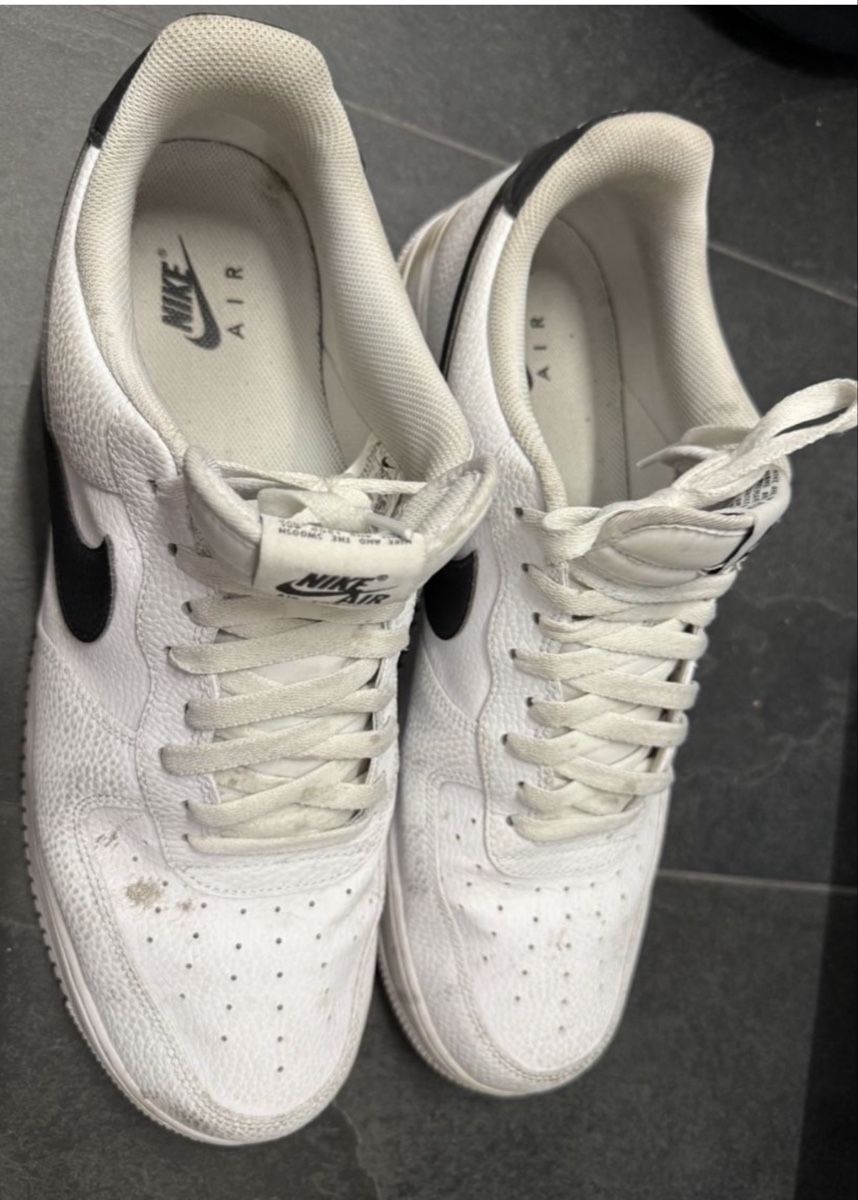 Nike Chaussures hommes: Nike AF1 usées pointure 50,5 – D'occasion à Reconvilier par Bern1353 2