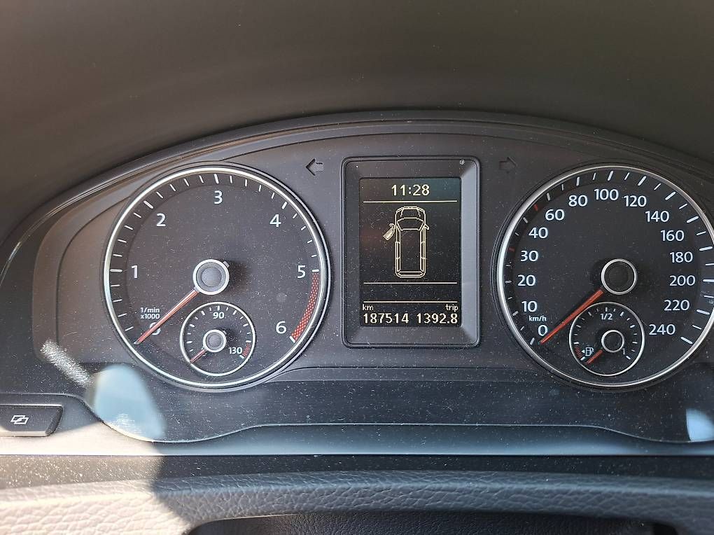 Camping Fahrzeuge: Top gepflegter VW T5 - 4Motion – Gebraucht aus Niederuzwil von ducendi 1