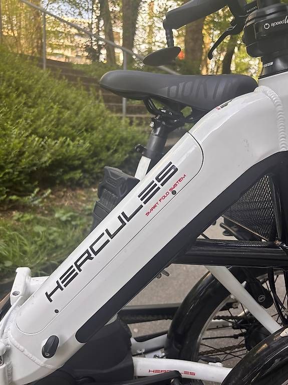 Vélos: E-Bike Hercules Rob Fold 9 Performance  – D'occasion à Morges par emm_2zkt 2