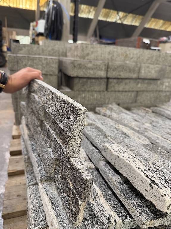 Rivestimenti per pavimenti: Naturstein-Wandfliesen – Nuovo e nell'imballaggio originale da Muttenz venduto da Serkan013 2