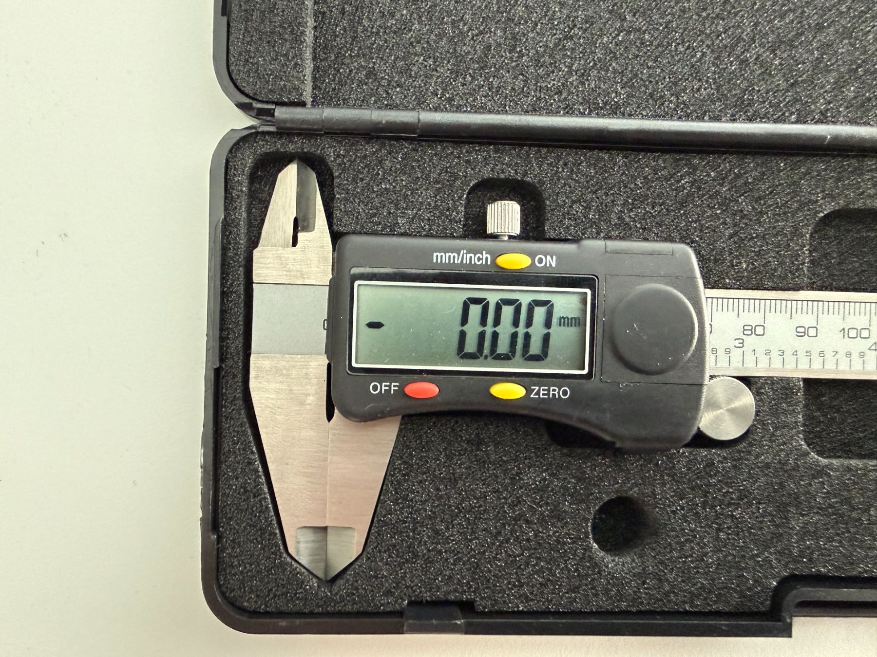Misurare: Digitale Schiebelehre mit LCD-Display, Messschieber, NEU – Nuovo e nell'imballaggio originale da Unterengstringen venduto da Tnovus 1