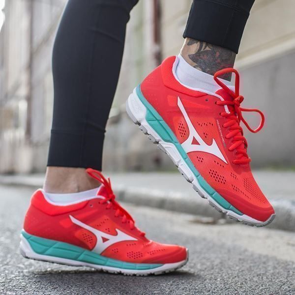 Mizuno Scarpe da donna: Mizuno Synchro MX 2 Running Gr 39 – Nuovo e nell'imballaggio originale da Spreitenbach venduto da Opfikoner1 2