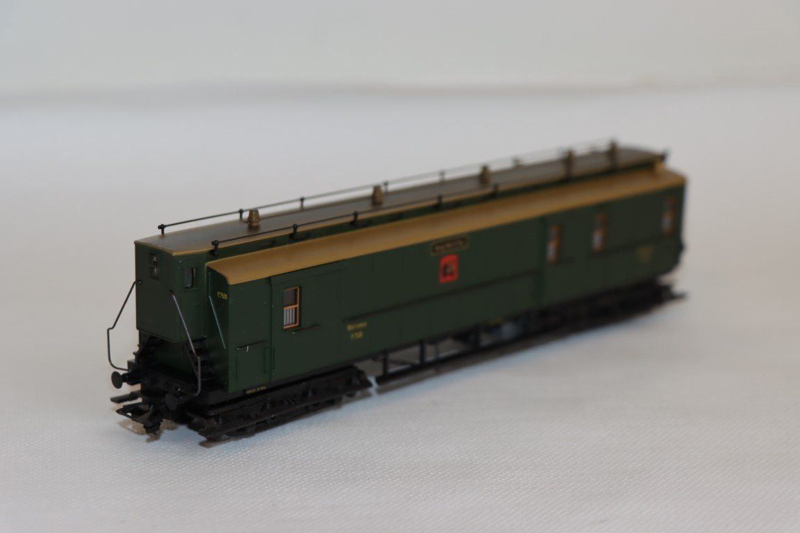 Modellini di ferrovie: Märklin Bahnpostwagen (5131-32) – Nuovo (secondo la descrizione) da Bäriswil BE venduto da WWYN-Liquidationen 5