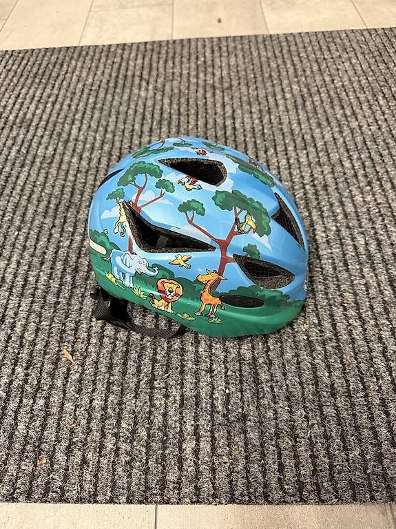 Caschi: ABUS Kinder-Velohelm – Usato da Luzern venduto da tobi19823 1
