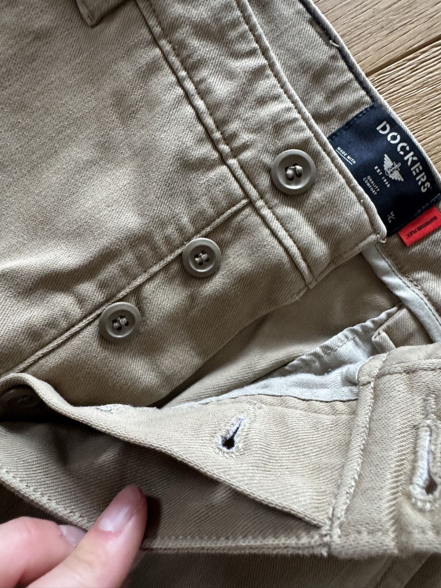 Pantaloni: Dockers Hose Khaki – Usato da Schaan venduto da kri_tsw8 3