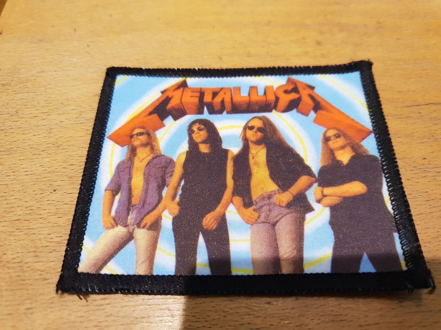 Toppe: Metallica Aufnäher – Nuovo (secondo la descrizione) da Bern venduto da rocker77