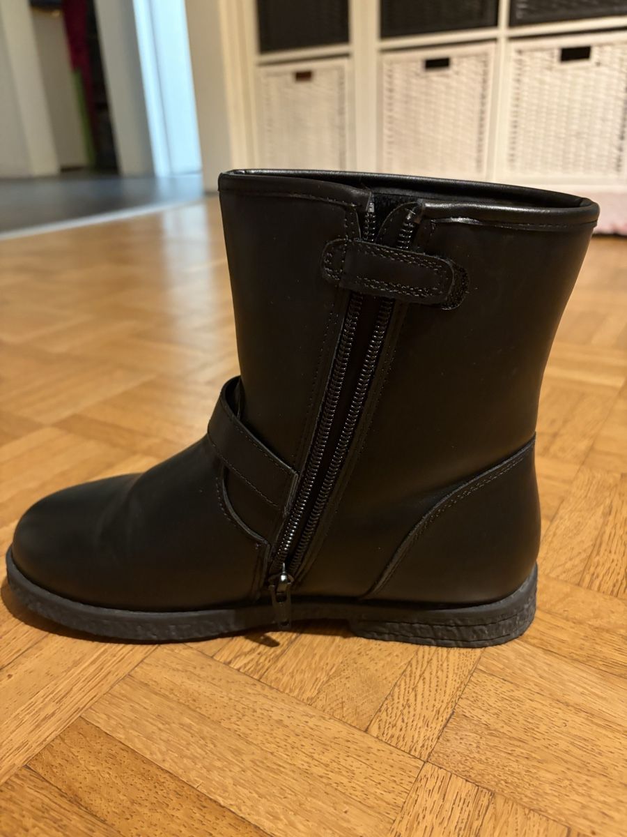 Friboo Chaussures filles: Friboo Stiefeletten Grosse 35 – Neuf (Voir description) à Zürich par kam_sl2l 2