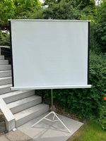Ecran de projection pour diapositives 146x154cm