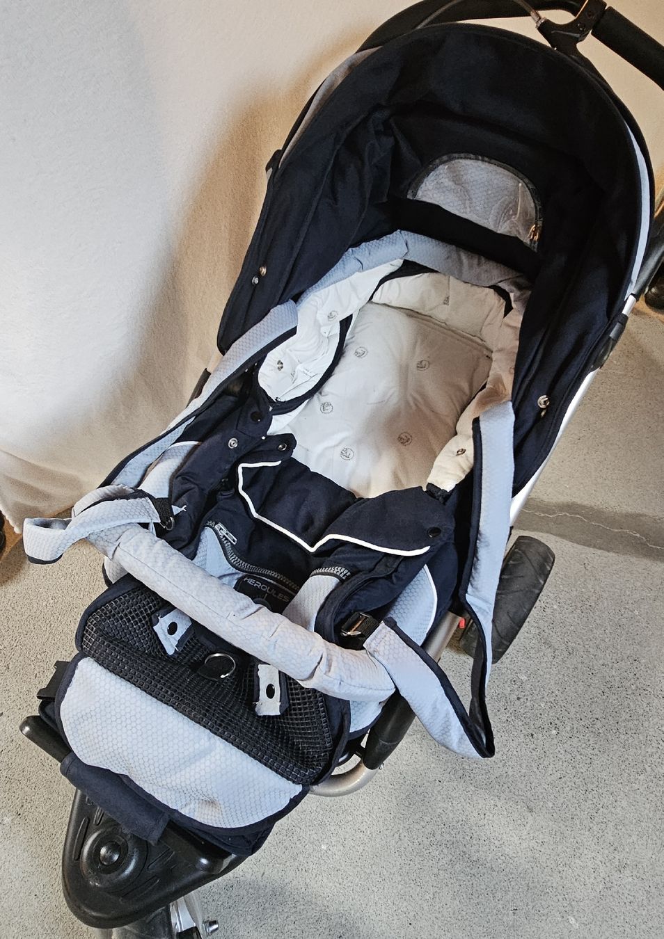 Carrozzine: Herqules Kinderwagen – Usato da Langnau i. E. venduto da gas_6wy5 4