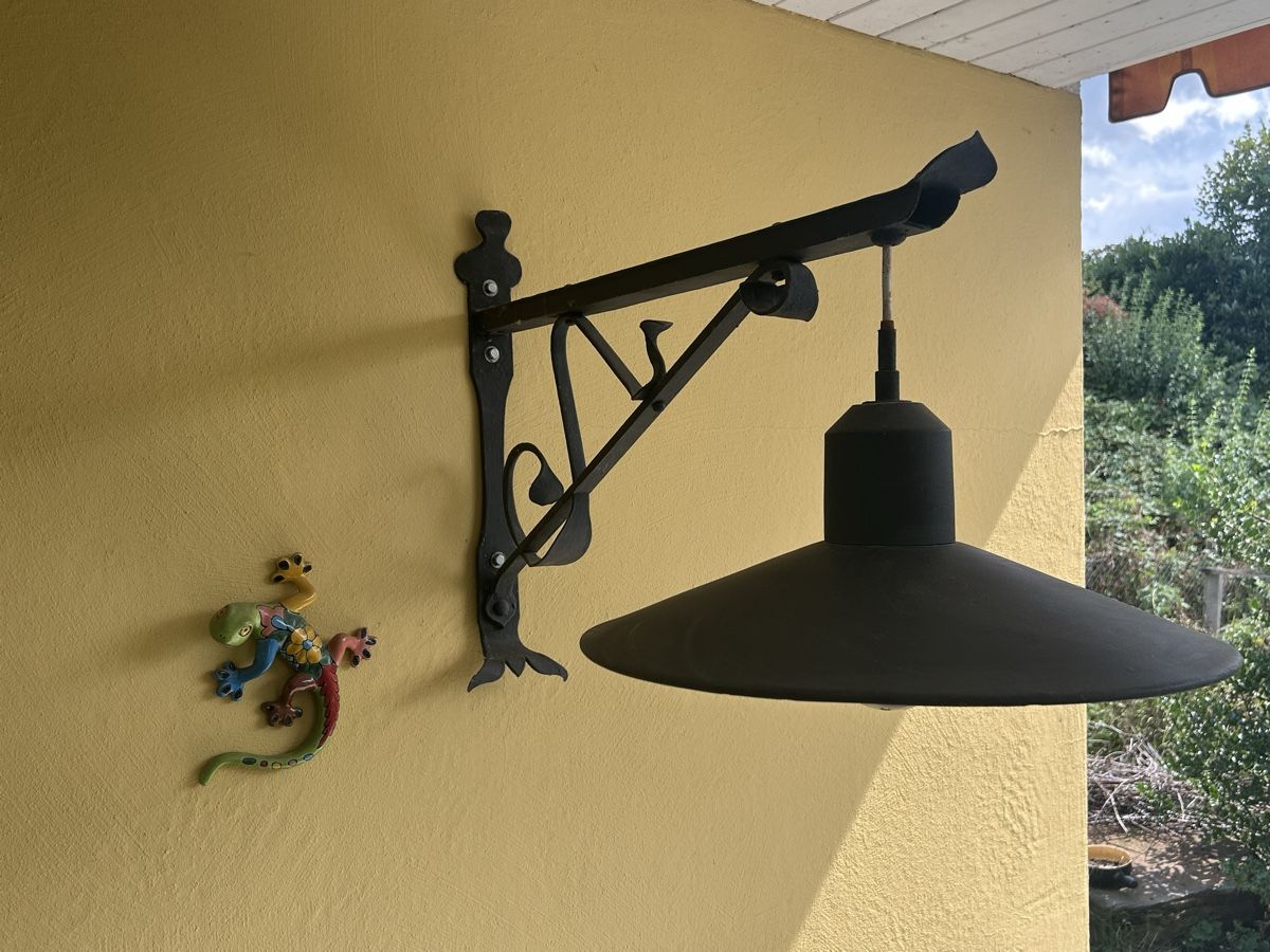 Lampade: Grosse Lampe aus Stahl – Usato da Oberlunkhofen venduto da Lilie13 4