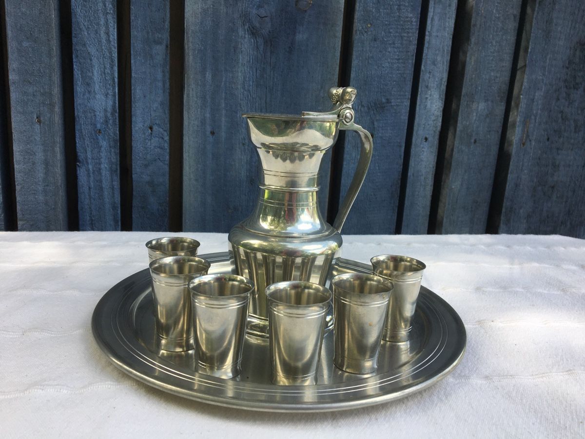 Sigg Geschirrsets: Zinn-Service Set: Krug, Tablett & 6 Becher – Gebraucht aus Kreuzlingen von daverbr7