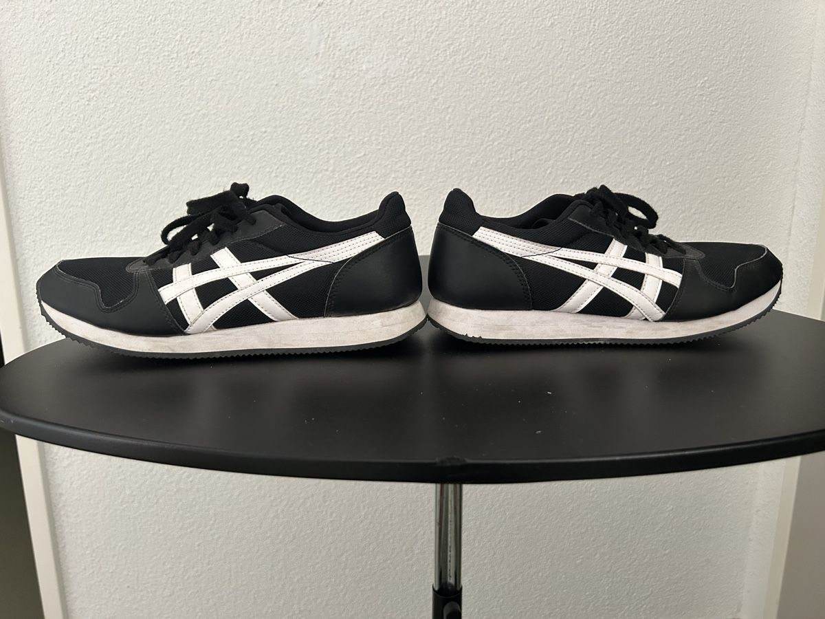 Asics Scarpe da uomo: Asics Schuhe – Usato da Bern venduto da Robit 3