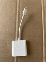Apple Lightning to SD Card Camera Reader white used