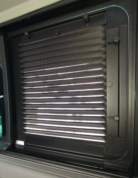 Lüftungsgitter Schiebefenster Li VW Bus T6