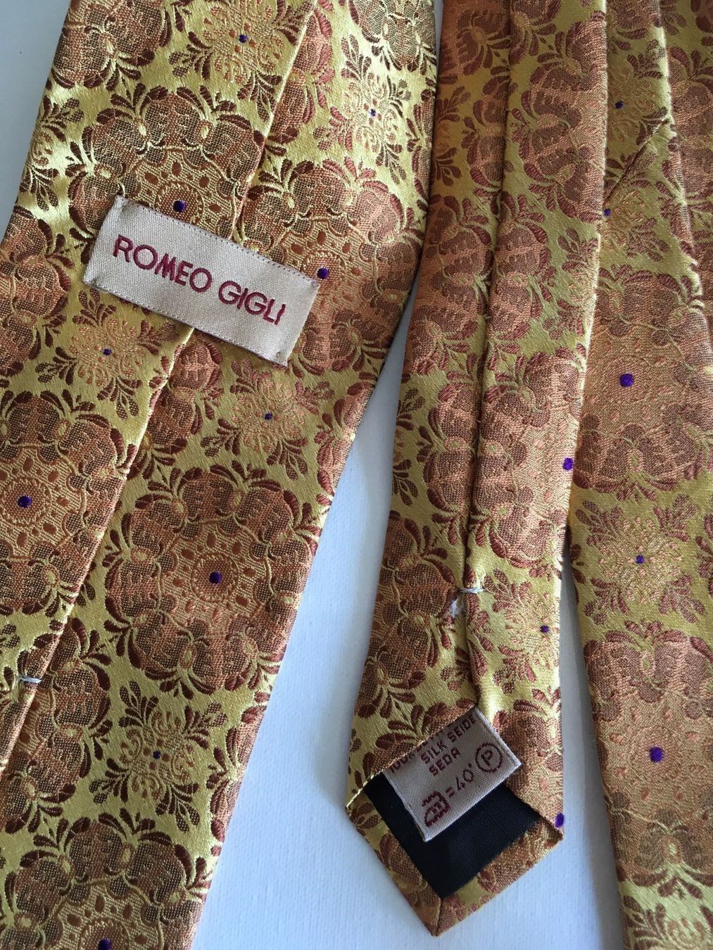 Cravatte: Romeo Gigli Krawatte Seide – Usato da Zug venduto da smile060 2