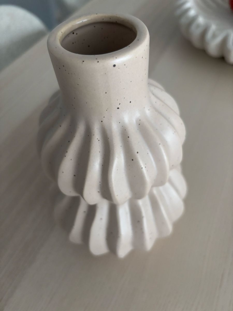 Vasi & Recipienti: Vase inkl. Kunstblumen – Usato da Winterthur venduto da leimaj 1
