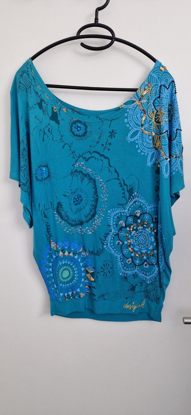 Desigual Kleiderpakete: Cooles 4-teiliges Desigual-Set, NEU, Gr. S – Neu (gemäss Beschreibung) aus Kollbrunn von Bobibau 4