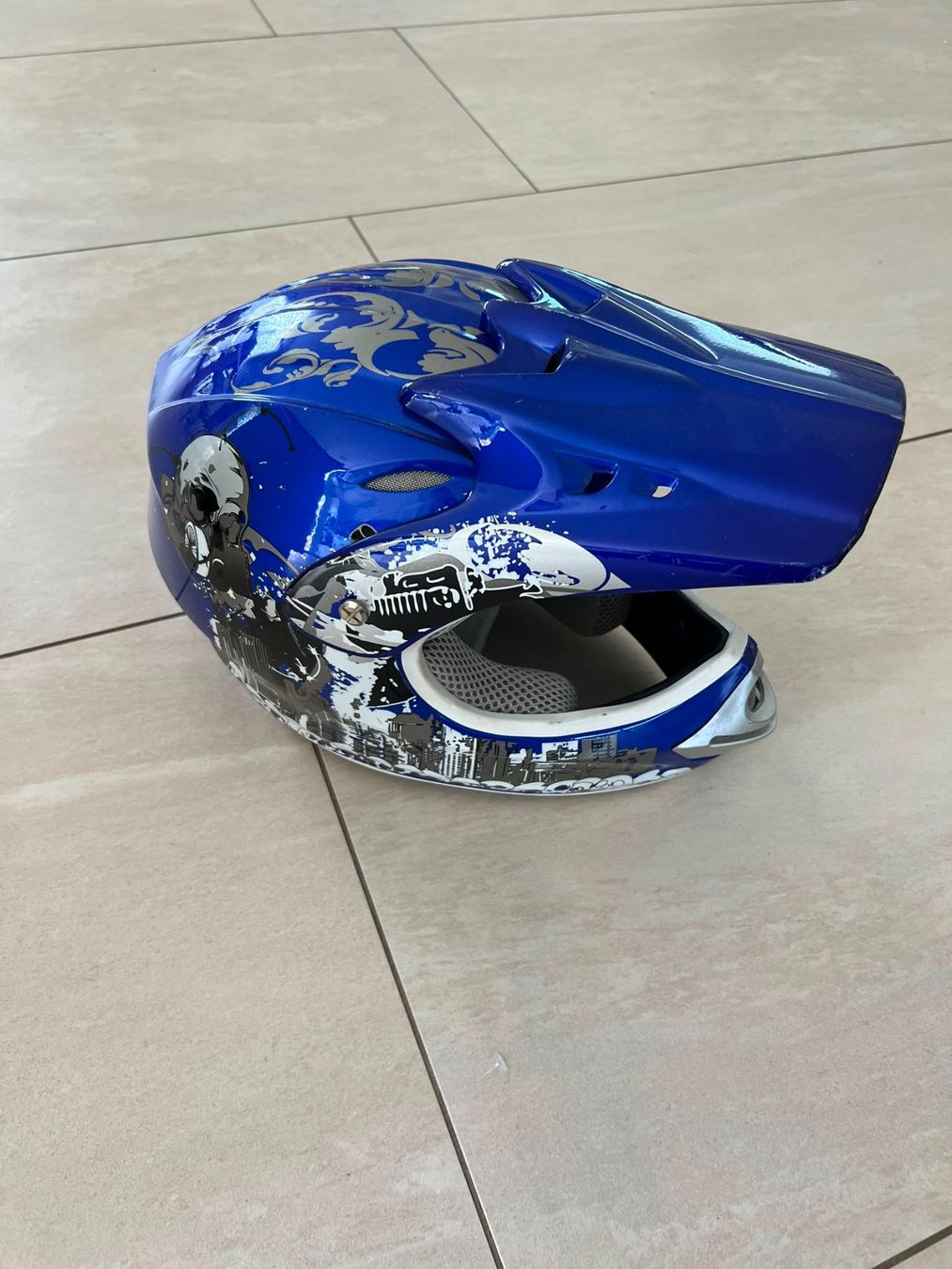 Casques & visières: Motogrosshelm – D'occasion à Rudolfstetten par rosali59