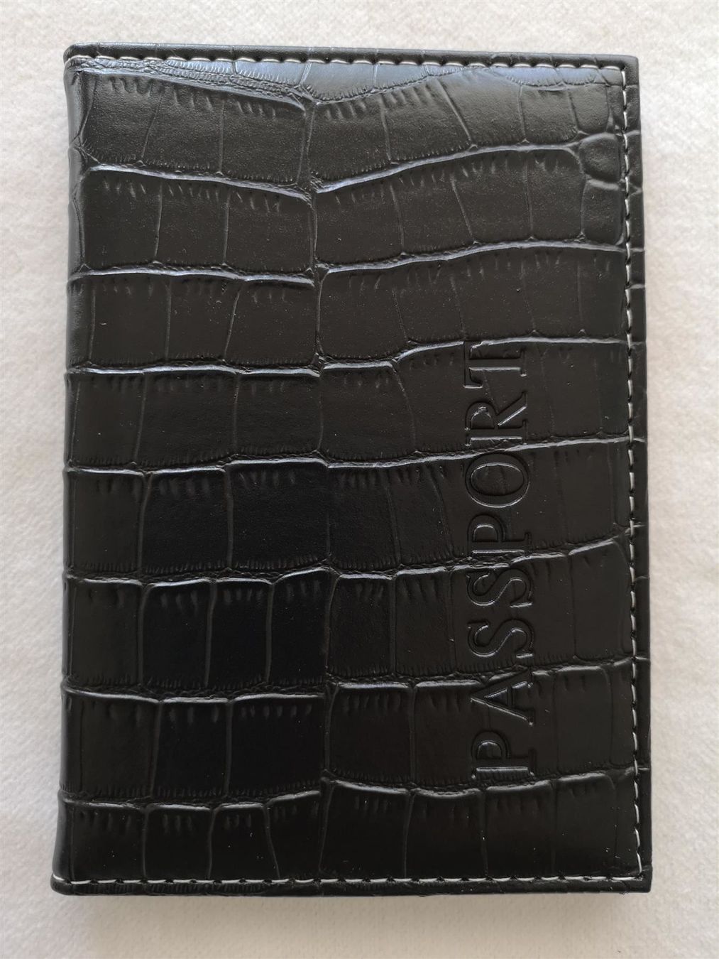 Covers & Schutzfolien: Passhülle Passport Brieftasche (schwarz) – Neu und originalverpackt aus Winterthur von trend-produkte
