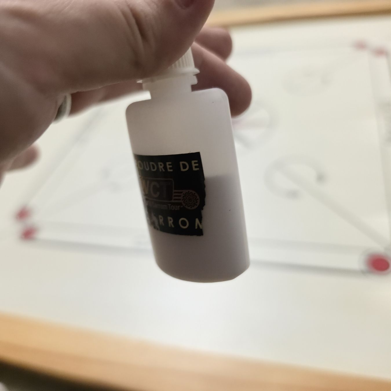 Giochi: Carrom Mango 83 inkl. Ersatzsteinen & Puder – Usato da Gerlafingen venduto da SiM_sch 1