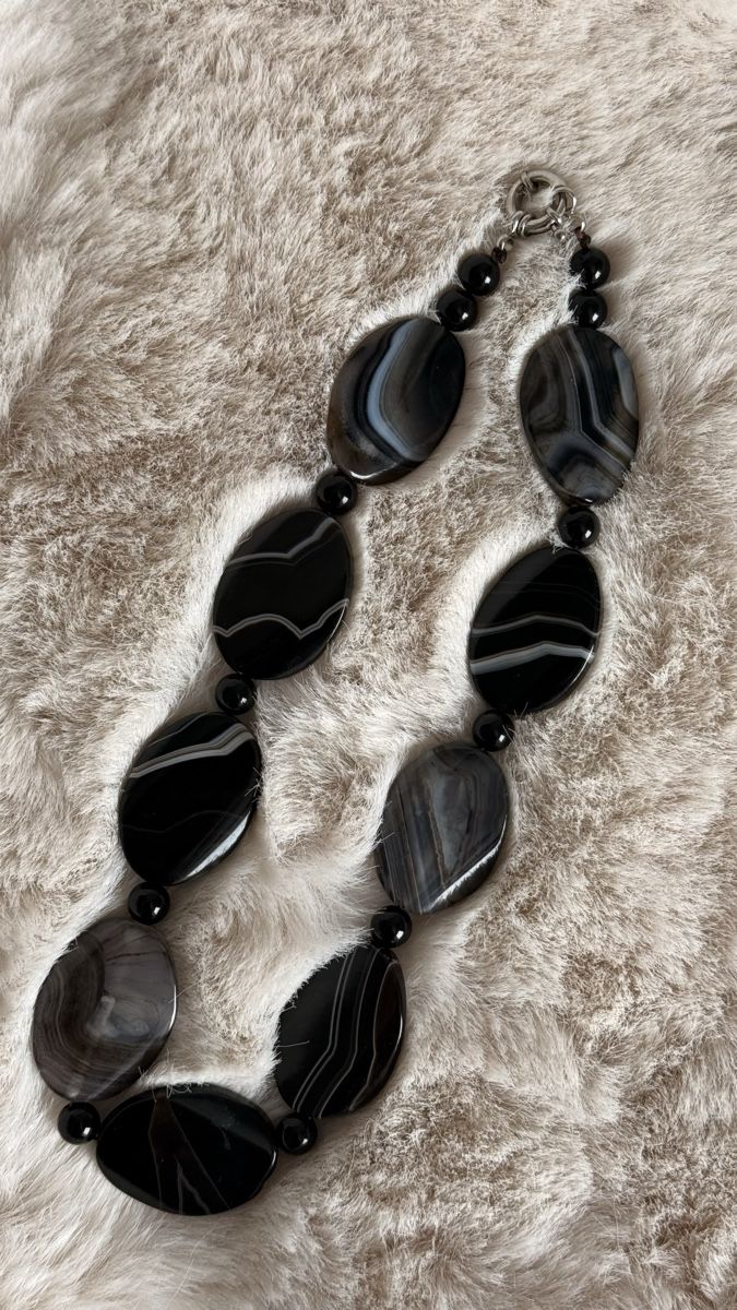Catenine: Perles en agate noire naturelle. 45 cm – Usato da Delemont venduto da ann_ftj8