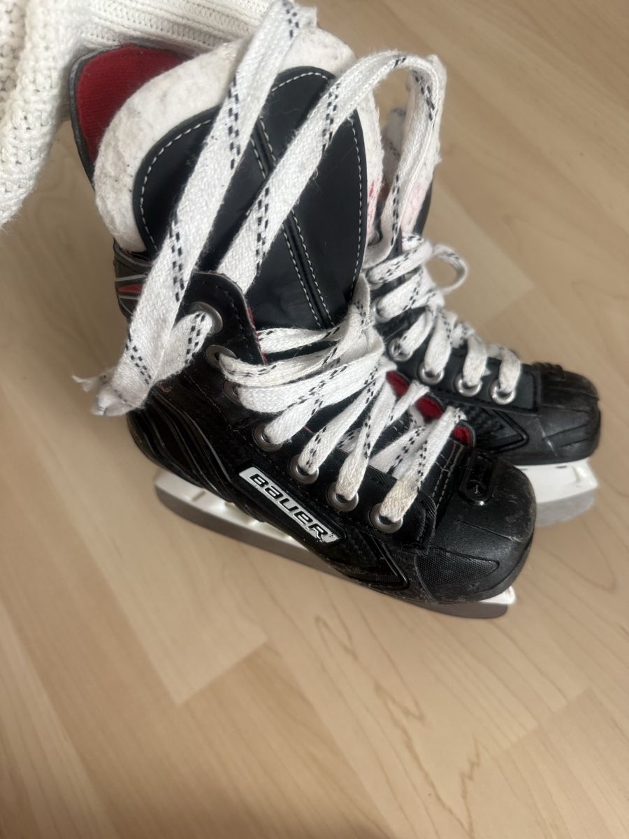 Bauer Pattini da ghiaccio: Bauer Vapor Schlittschuhe – Usato da Oberuzwil venduto da SaMa1986