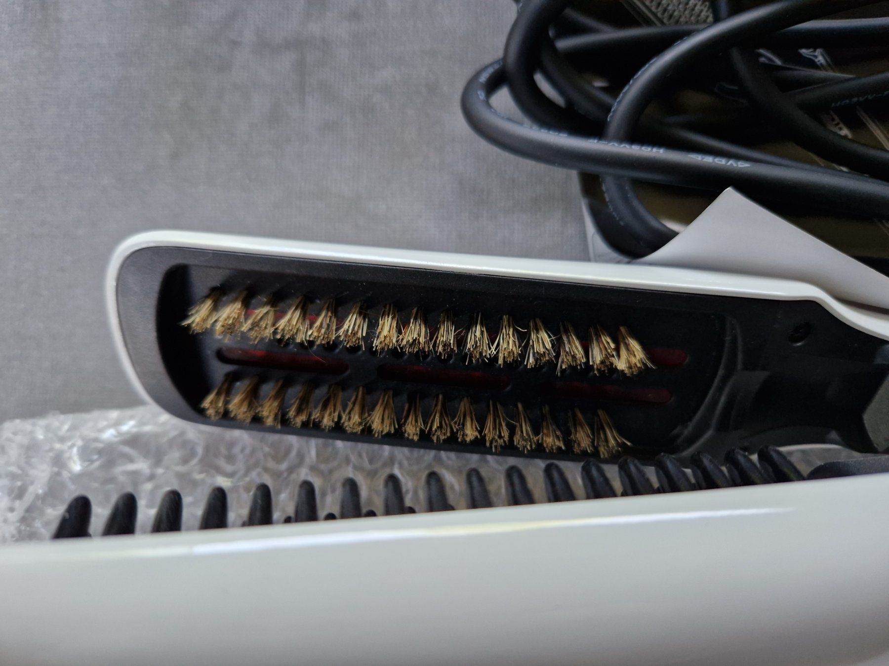 Accessori per capelli: Hair straightener with US plug – Nuovo (secondo la descrizione) da Adliswil venduto da fashionholic 2