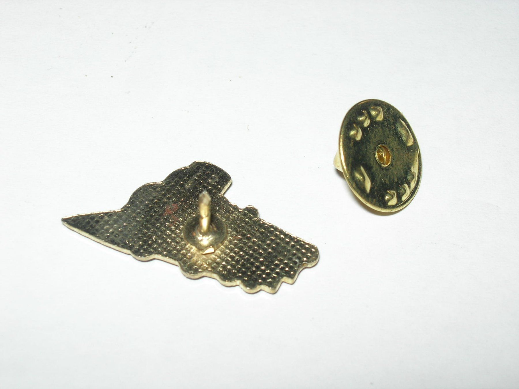 Plaketten & Abzeichen: Dampflokomotive Pin – Gebraucht aus Hornussen von Corvette- 2